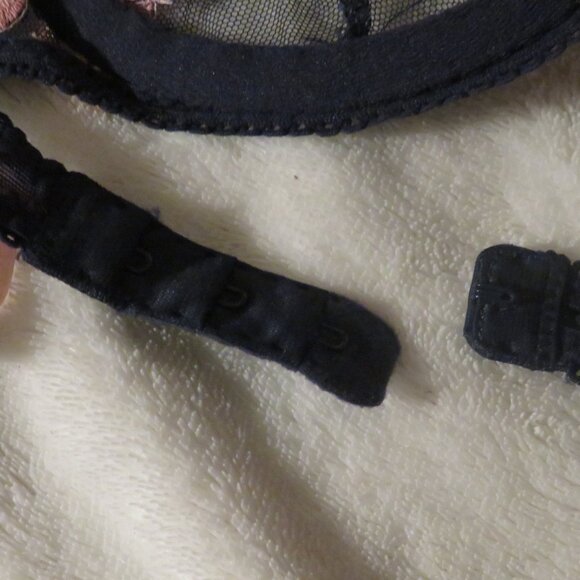 Victoria's Secret Blue Sequin Balconette  34B - Picture 5 of 5